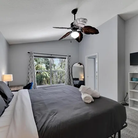 Spacious 3Br Family Home Near Sponge Docks